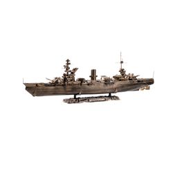 Золотая антилопа / Scale replica of a battleship of the Baltic fleet "Marat"