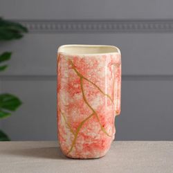 Керамика ручной работы / Table vase "Face No. 1"