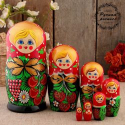 Matryoshka "Polyanka", red scarf, 7 dolls, 22 cm