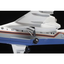 ZVEZDA / Combined model Russian amphibious aircraft Be-200ES