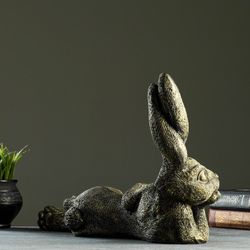 Хорошие сувениры / Figure "Le lièvre à oreilles ment"