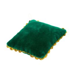 Торжокские золотошвеи / Needle cushion "Needlewoman"