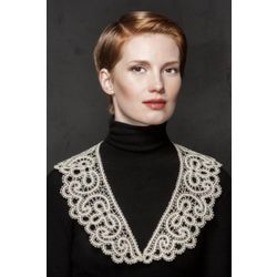 Снежинка / Snowflake / Lace collar with an ornament in the form of a trefoil with two curls