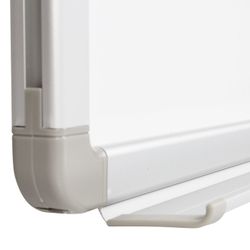 BRAUBERG / Magnetic whiteboard 90x120 cm