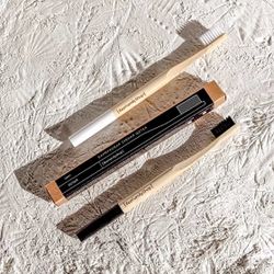 Bamboo toothbrushes, medium hard, 2 pcs