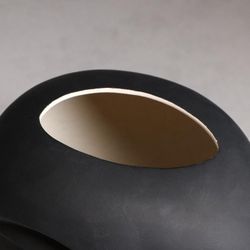 Керамика ручной работы / Table vase "Buddha"