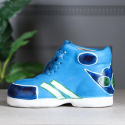 Керамика ручной работы / Planter "Sneaker" 2 l