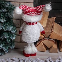 Сималенд / Interior doll "Snowman in a red cap"
