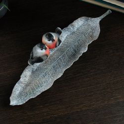 Хорошие сувениры / Stand for small things "Leaf with bullfinches" 41x12x9 cm