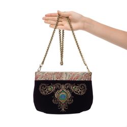 Торжокские золотошвеи / Velvet bag "Peacock Feather"