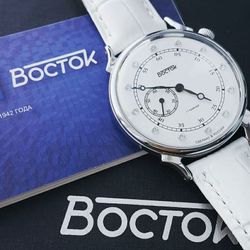 Vostok / Russische mechanische Armbanduhr Megapolis 581593
