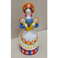 Дымковская глиняная игрушка / Figurine "Lady with Children"