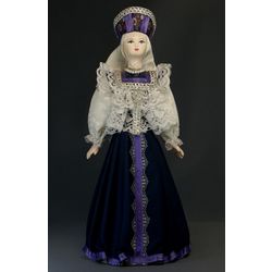 Потешный промысел / Porcelain souvenir doll "Vologda province. Women's wedding costume, late 19th - early 20th century"