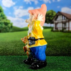 Хорошие сувениры / Garden figure "Gnome with a deer"