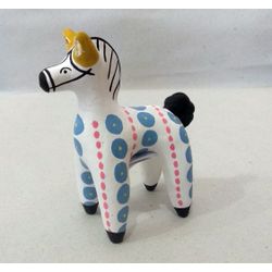 Дымковская глиняная игрушка / Figurina "Cavallo con orecchie gialle"
