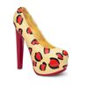 Sculpture of white chocolate "Shoe" platform Leopard
