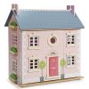 Wooden doll house Laurel