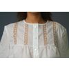 Снежинка / Silhueta feminina livre de camisa com renda