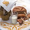 Торжокские золотошвеи / Tablecloth and 12 napkins "Venice"