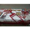 Productos de recuerdo de Mordovia: manteles, toallas, servilletas con bordados.