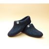 Men's Slippers of natural sheep wool with a metric of wood