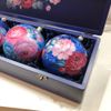 Set of 4 Christmas balls in a box